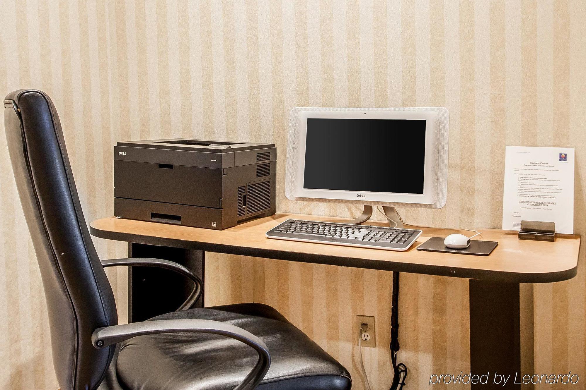 Comfort Inn Conference Center هيلسبورو، أوريغون المظهر الخارجي الصورة