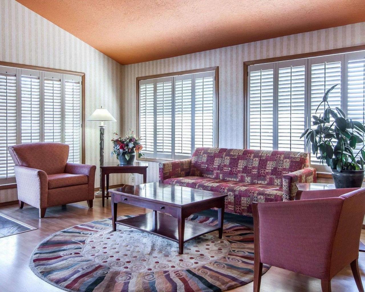 Comfort Inn Conference Center هيلسبورو، أوريغون المظهر الخارجي الصورة